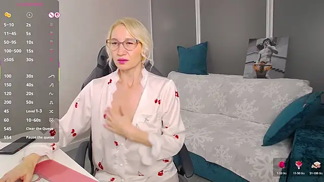 Sofia Soul online show from 11/02/25, 07:05