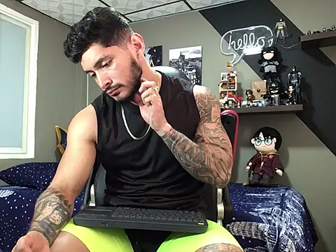 marcel crawford96 online show from 12/17/24, 01:38