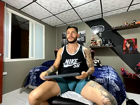 marcel crawford96 online show from 10/10/25, 02:38