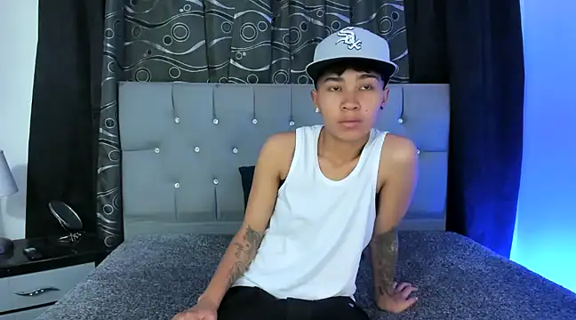 nova sex01 online show from 12/18/24, 03:37