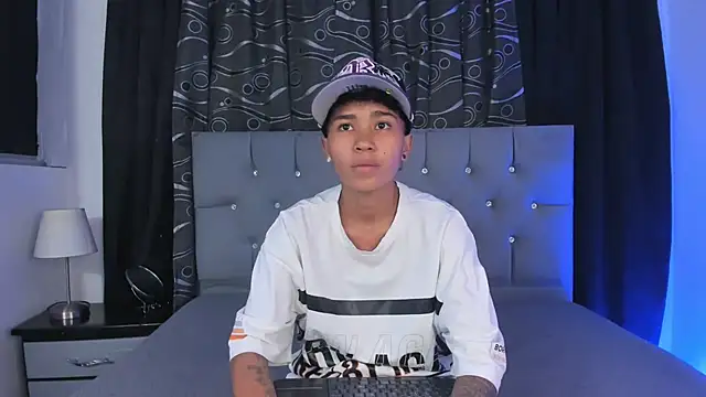 nova sex01 online show from 03/01/25, 03:32