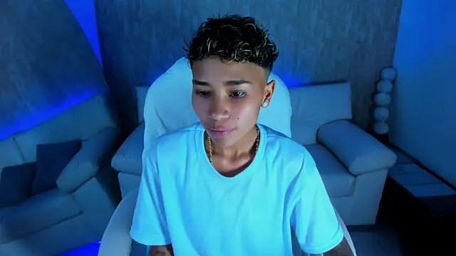 nova sex01 online show from 10/05/25, 02:54