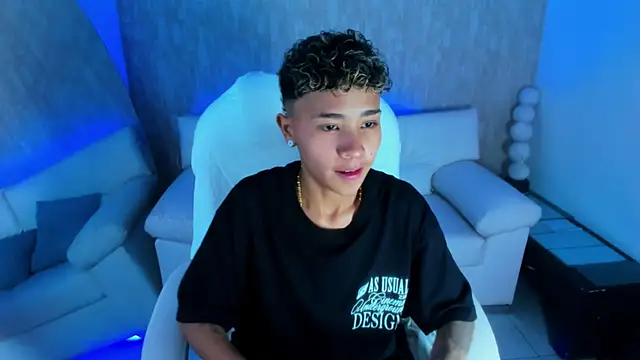 nova sex01 online show from 10/07/25, 03:47