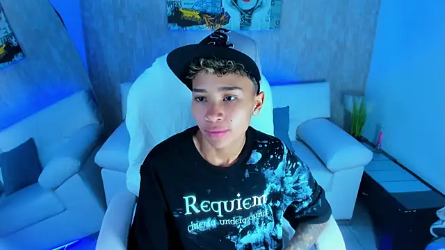 nova sex01 online show from 10/19/25, 05:19