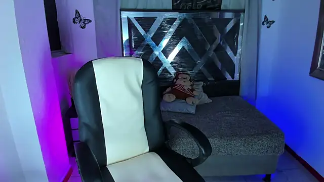 nova sex01 online show from 06/11/26, 02:53