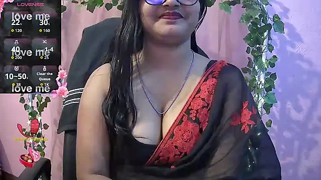 Snapshot of Pari-new chatting on 02/23/26, 04:21 Pari-new online show from 02/23/26, 04:21