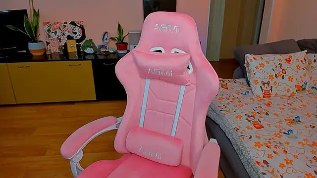 Snapshot of ameli_moon chatting on 10/08/25, 01:42 ameli moon online show from 10/08/25, 01:42