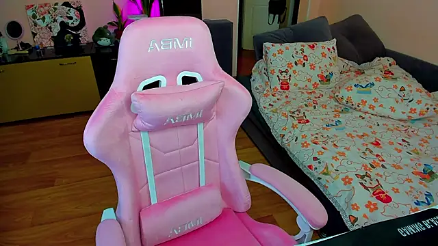 Snapshot of ameli_moon chatting on 11/04/25, 02:16 ameli moon online show from 11/04/25, 02:16