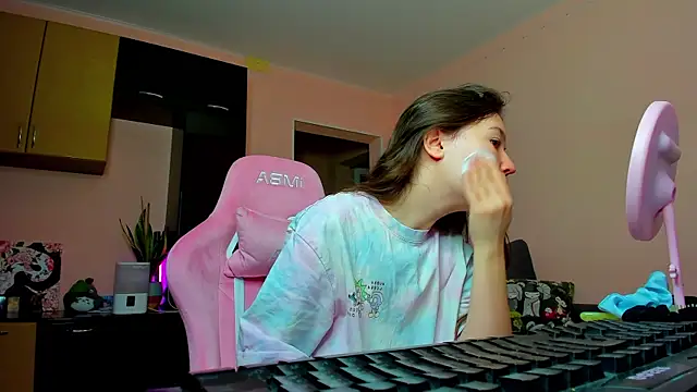 Snapshot of ameli_moon chatting on 12/03/25, 11:30 ameli moon online show from 12/03/25, 11:30