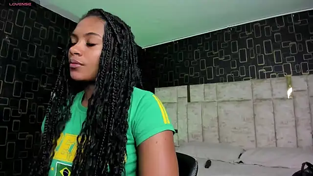 brenda nova18 online show from 12/23/24, 10:53