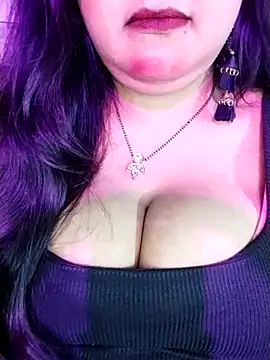 Suhanakhan00 online show from 11/18/25, 05:34