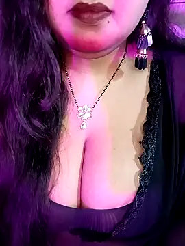 Snapshot of Suhanakhan00 chatting on 02/15/26, 07:38 Suhanakhan00 online show from 02/15/26, 07:38