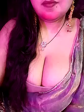 Snapshot of Suhanakhan00 chatting on 02/18/26, 08:54 Suhanakhan00 online show from 02/18/26, 08:54