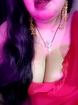 Snapshot of Suhanakhan00 chatting on 02/19/26, 06:15 Suhanakhan00 online show from 02/19/26, 06:15