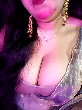 Snapshot of Suhanakhan00 chatting on 02/26/26, 05:39 Suhanakhan00 online show from 02/26/26, 05:39