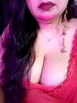 Snapshot of Suhanakhan00 chatting on 02/28/26, 06:25 Suhanakhan00 online show from 02/28/26, 06:25