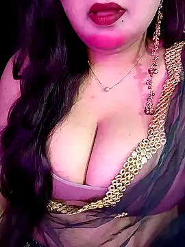 Snapshot of Suhanakhan00 chatting on 03/12/26, 06:41 Suhanakhan00 online show from 03/12/26, 06:41