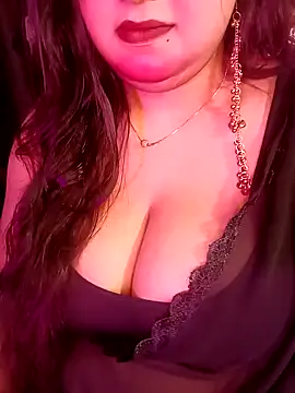 Snapshot of Suhanakhan00 chatting on 04/09/26, 10:09 Suhanakhan00 online show from 04/09/26, 10:09