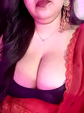Snapshot of Suhanakhan00 chatting on 05/26/26, 06:26 Suhanakhan00 online show from 05/26/26, 06:26