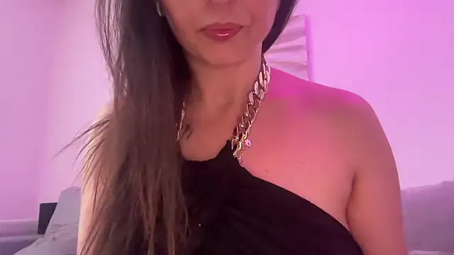 Snapshot of Serena_4you chatting on 05/16/26, 04:31 Serena 4you online show from 05/16/26, 04:31