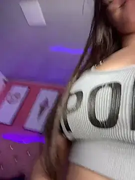 Sophie LS online show from 01/18/25, 02:14