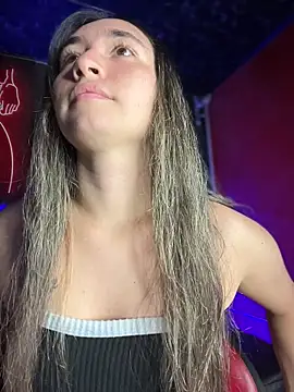 Sophie LS online show from 12/17/25, 04:18