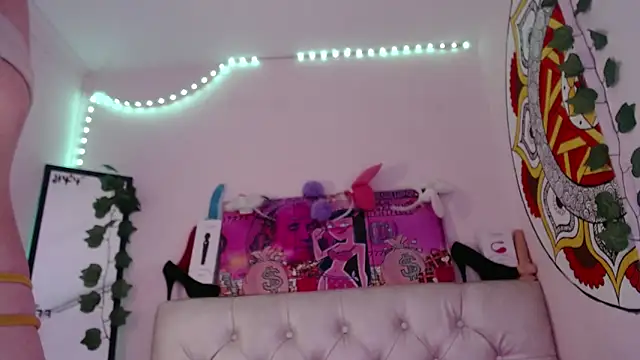 sarawiliamx online show from 03/09/25, 09:46