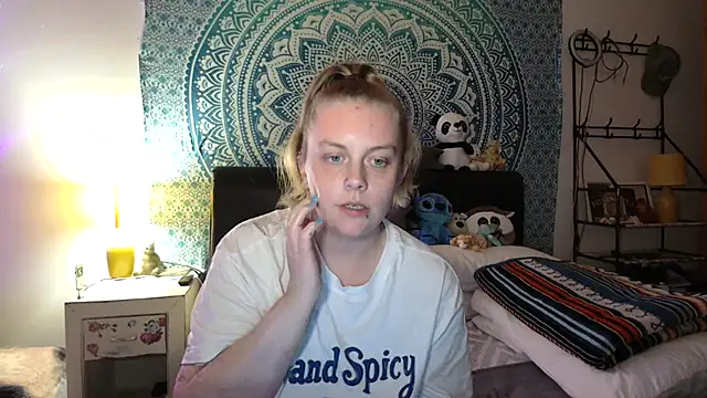 Snapshot of Vixen_Mistress_Ali chatting on 10/29/25, 08:32 Vixen Mistress Ali online show from 10/29/25, 08:32