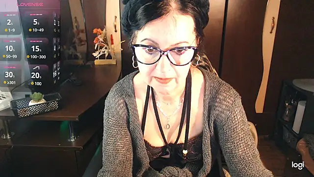 exymilf  online show from 02/01/25, 11:21