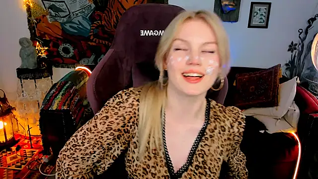 GraceGlamour online show from 12/13/24, 11:23