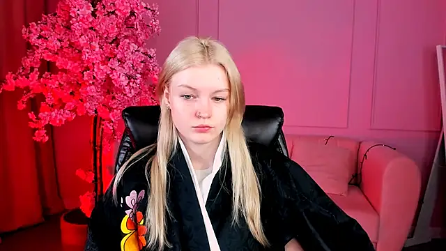 GraceGlamour online show from 03/22/25, 05:06