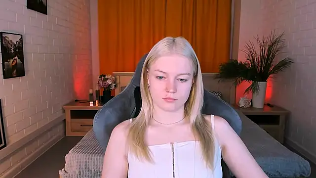 GraceGlamour online show from 09/22/25, 05:09