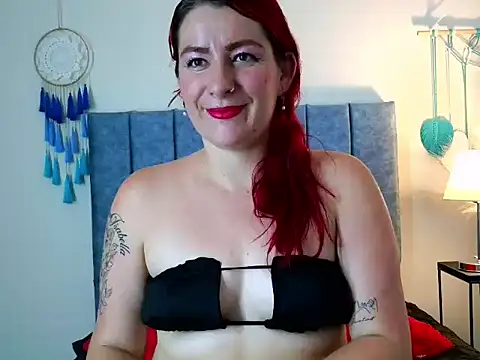 PamelaMK online show from 09/30/25, 05:29