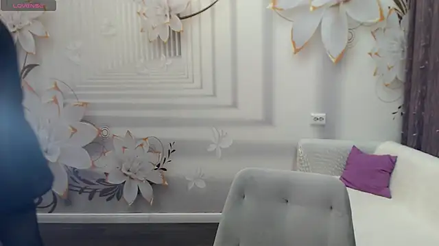 Snapshot of Hot_Girl87 chatting on 02/28/25, 05:26 Hot Girl87 online show from 02/28/25, 05:26