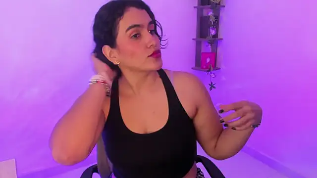 Snapshot of isabella_aristi03 chatting on 10/01/25, 03:01 isabella aristi03 online show from 10/01/25, 03:01