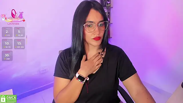 Snapshot of isabella_aristi03 chatting on 10/12/25, 03:49 isabella aristi03 online show from 10/12/25, 03:49