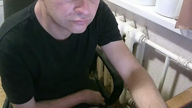 Snapshot of AlDON59 chatting on 09/30/25, 06:13 AlDON59 online show from 09/30/25, 06:13