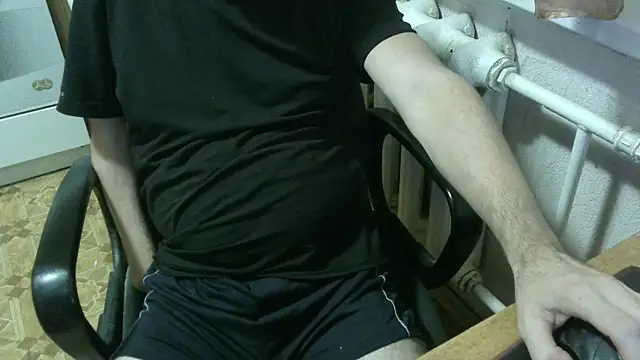 Snapshot of AlDON59 chatting on 10/13/25, 05:24 AlDON59 online show from 10/13/25, 05:24