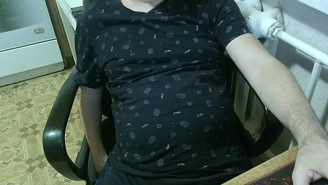 Snapshot of AlDON59 chatting on 11/13/25, 07:13 AlDON59 online show from 11/13/25, 07:13