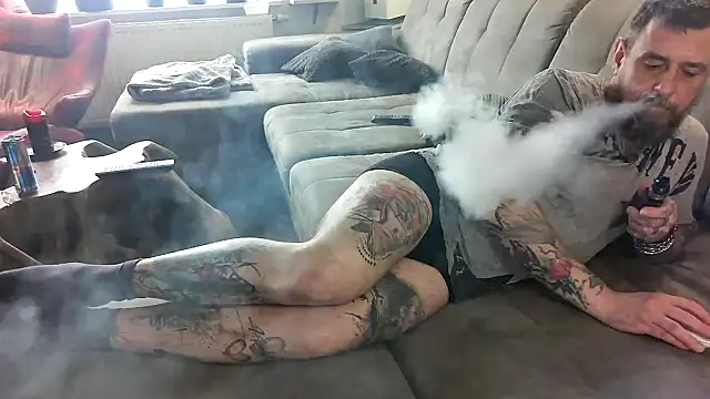 dani4334 online show from 12/31/24, 12:15