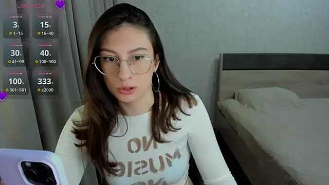 Snapshot of briannababy_ chatting on 04/15/26, 06:48 briannababy online show from 04/15/26, 06:48