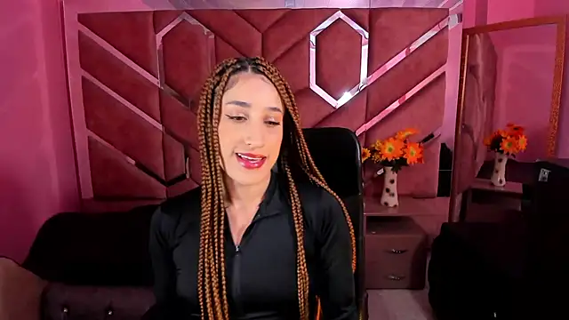 Snapshot of Eimy_Sexy_ chatting on 09/16/25, 01:12 Eimy Sexy online show from 09/16/25, 01:12