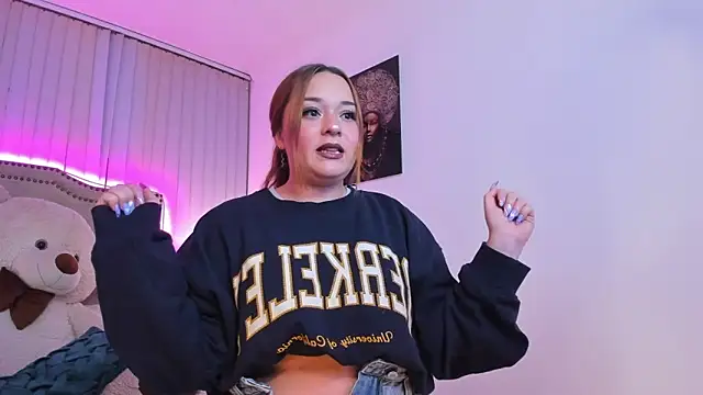 Snapshot of Valentina_Se chatting on 01/10/25, 04:33 Valentina Se online show from 01/10/25, 04:33