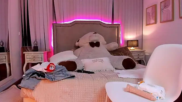 Snapshot of Valentina_Se chatting on 02/12/25, 07:02 Valentina Se online show from 02/12/25, 07:02