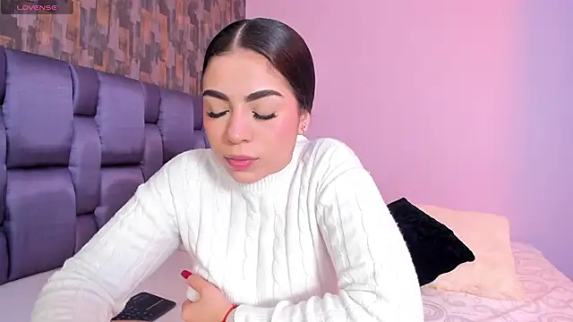 IsabellaAnngel online show from 12/14/24, 11:45