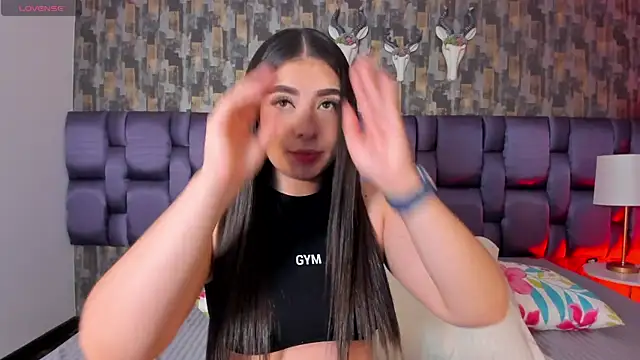 Snapshot of IsabellaAnngel chatting on 10/09/25, 02:09 IsabellaAnngel online show from 10/09/25, 02:09