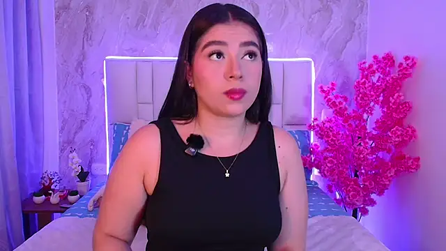 IsabellaAnngel online show from 05/26/26, 10:06