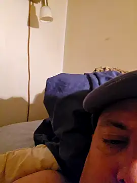 HeteroHotGuy1 online show from 12/17/24, 11:49