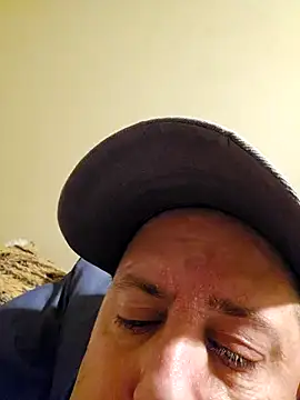 HeteroHotGuy1 online show from 01/27/25, 08:28