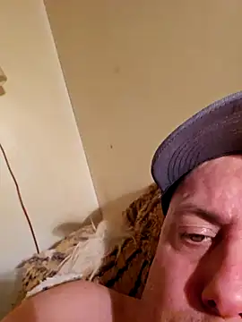 HeteroHotGuy1 online show from 02/21/25, 06:37